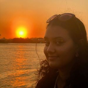 Meet your Posher, Christina